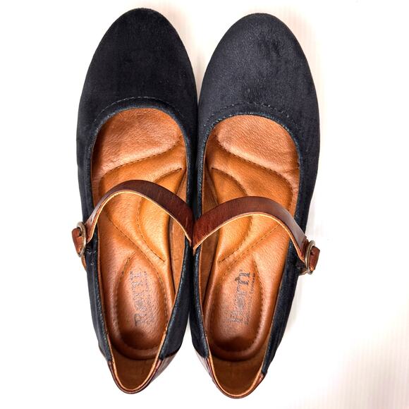 BORN Mary Janes Womens 8.5 Navy Velvet Leather Flats Classic Preppy Fairygoth - Picture 7 of 12